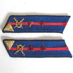 Vojenské výložky poddůstojníka kavalérie (SERŽANT). Vz. 1935