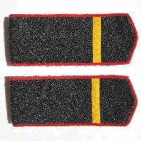 Everyday soviet shoulder boards for red army Artillery, Tank and Car troops Lance-corporal (Efrejtor). Type 1943, COPY. Everyday shoulder boards were supposed to be worn with golden emblems designating the branch of service and stencils denoting a unit.