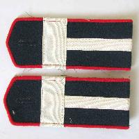 Everyday soviet shoulder boards for red army medic or veterinarian petty officer (STARSHINA). Type 1943, COPY. Everyday shoulder boards were supposed to be worn with golden emblems designating the branch of service and stencils denoting a unit.