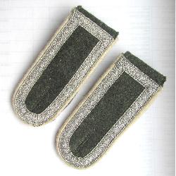 Wehrmacht Infantry Shoulder Boards Unterfeldwebel